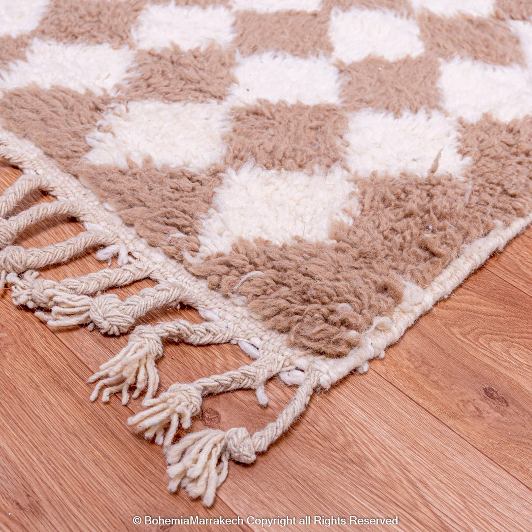 Handmade Moroccan rug with brown and white diamond pattern – wool area rug