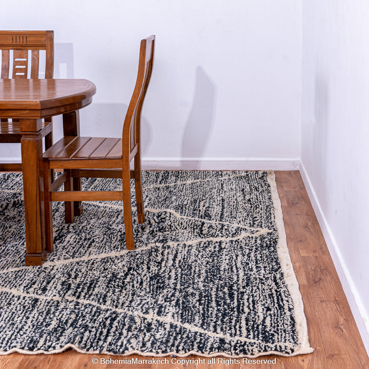 Handmade black and white Moroccan Beni Ourain rug with diamond patterns