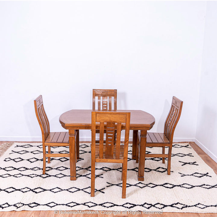 Black and white Moroccan rug with vertical diamond line pattern in Beni Ourain style