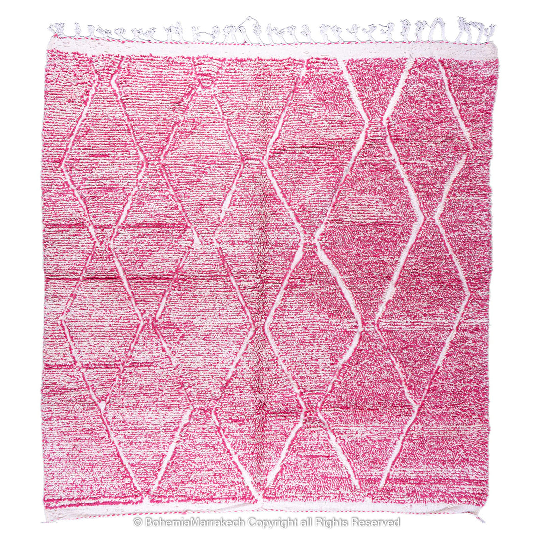 Handwoven pink Moroccan wool rug with Beni Ourain diamond pattern