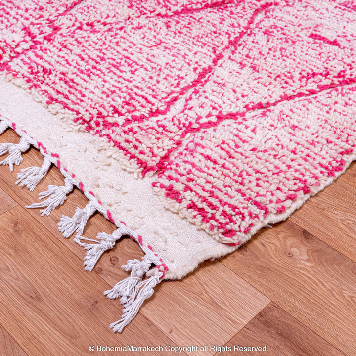 Handwoven pink Moroccan wool rug with Beni Ourain diamond pattern