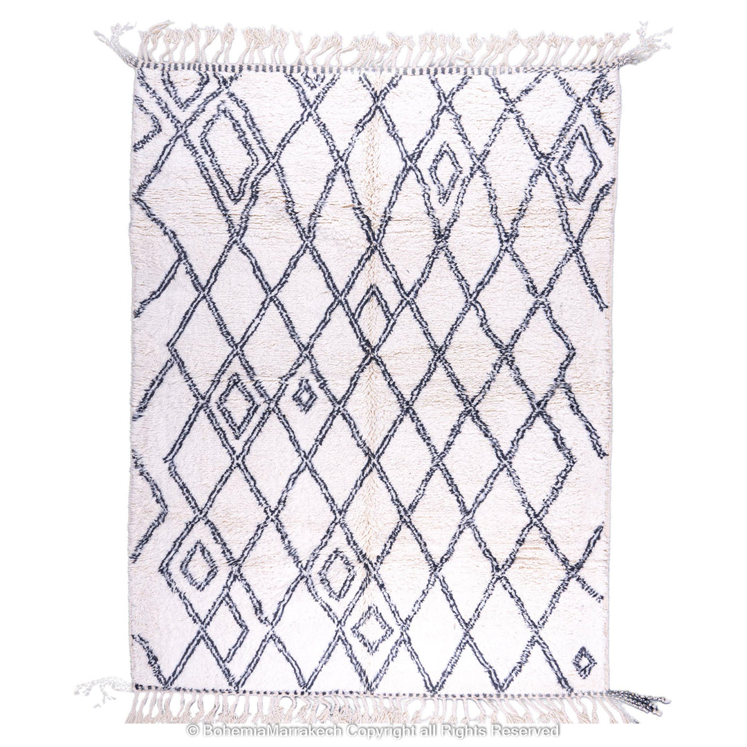 Black and white diamond pattern Moroccan wool rug handmade