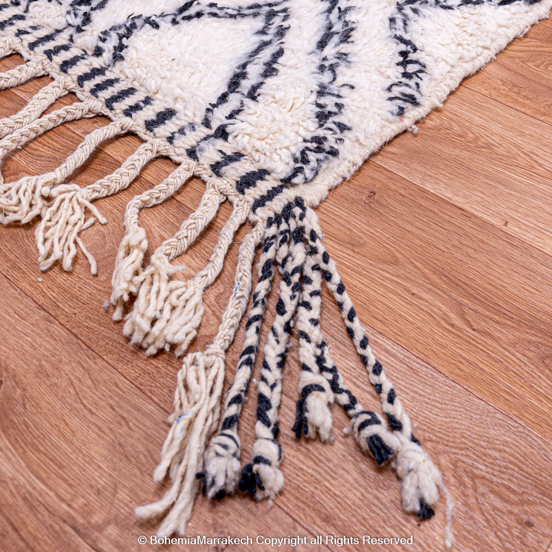 Black and white diamond pattern Moroccan wool rug handmade