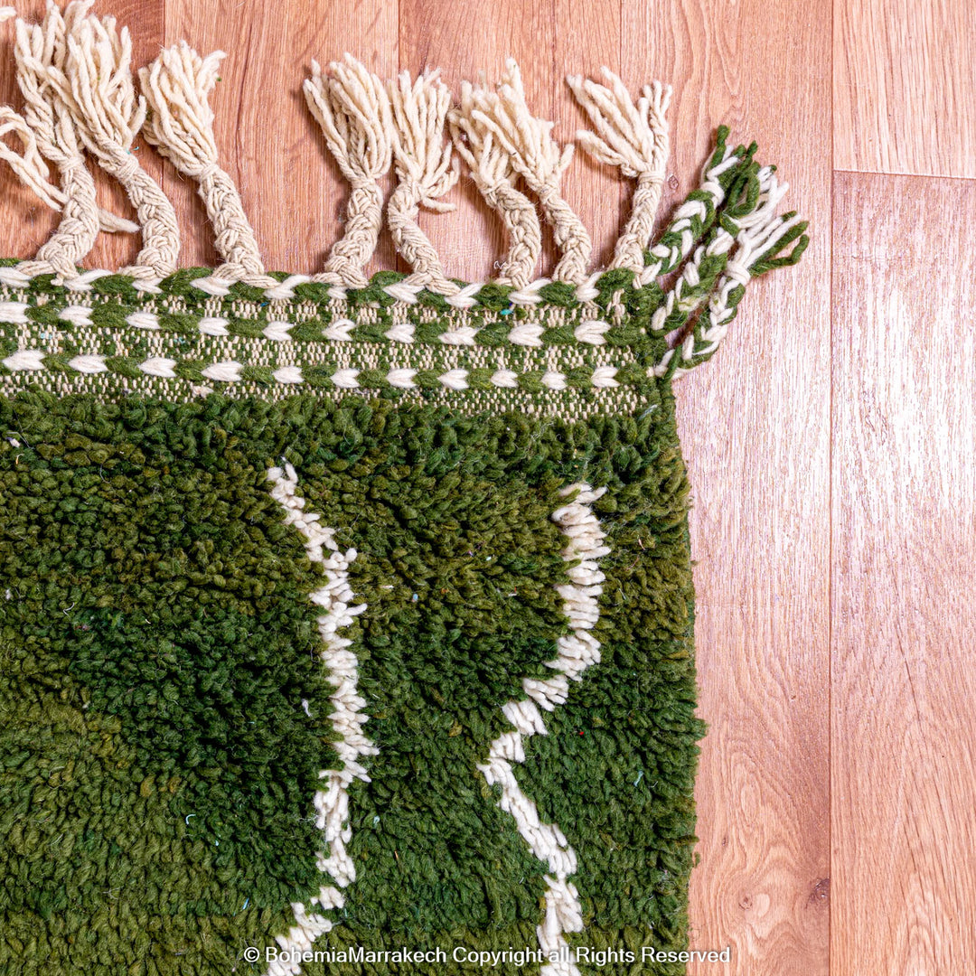 Green Moroccan rug with white Berber lines – handmade wool carpet