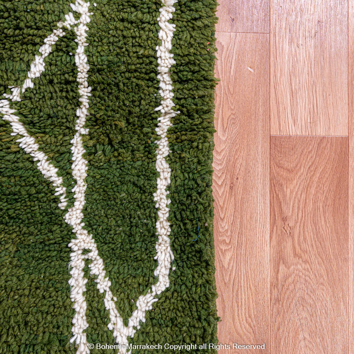 Green Moroccan rug with white Berber lines – handmade wool carpet