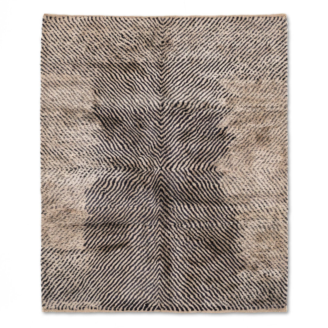 Hypnotic Beni Mrirt Rug with black and beige wool, featuring Moroccan berber design and optical patterns.
