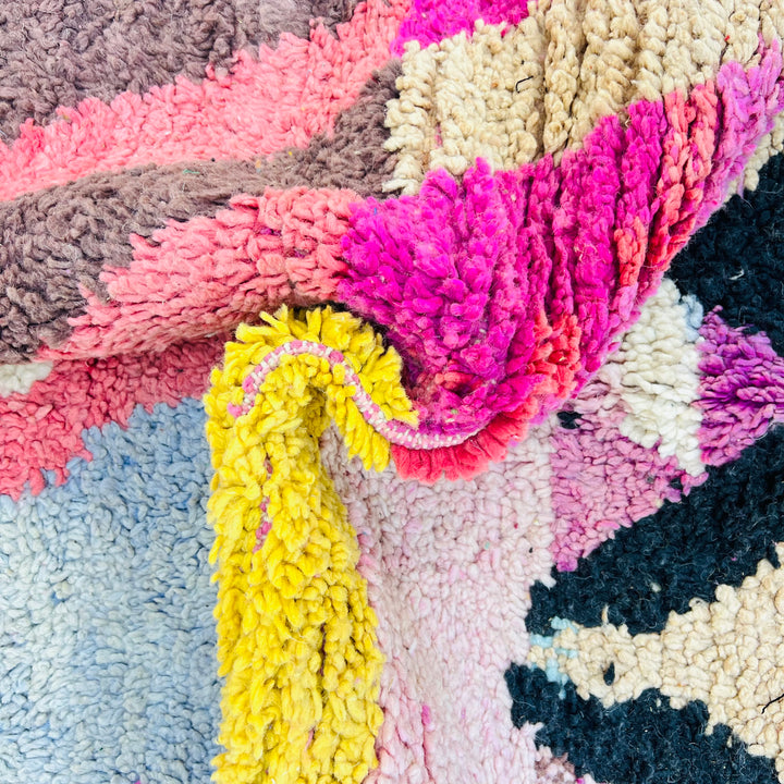 Colorful abstract Moroccan wool rug with geometric patterns – Rug 707, size 265x156 cm