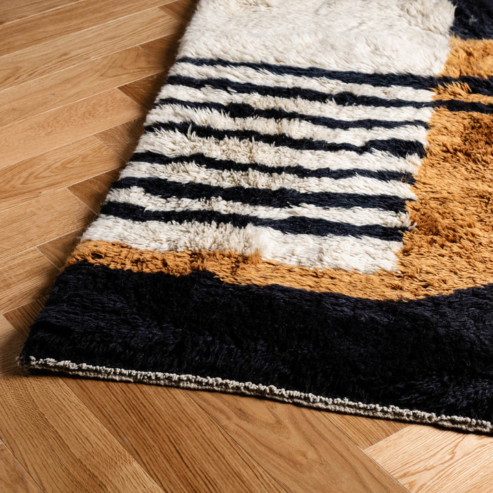 Modern custom Moroccan rug with geometric wool design, ideal for contemporary decor. Handwoven, 100% customizable Moroccan berber rug.