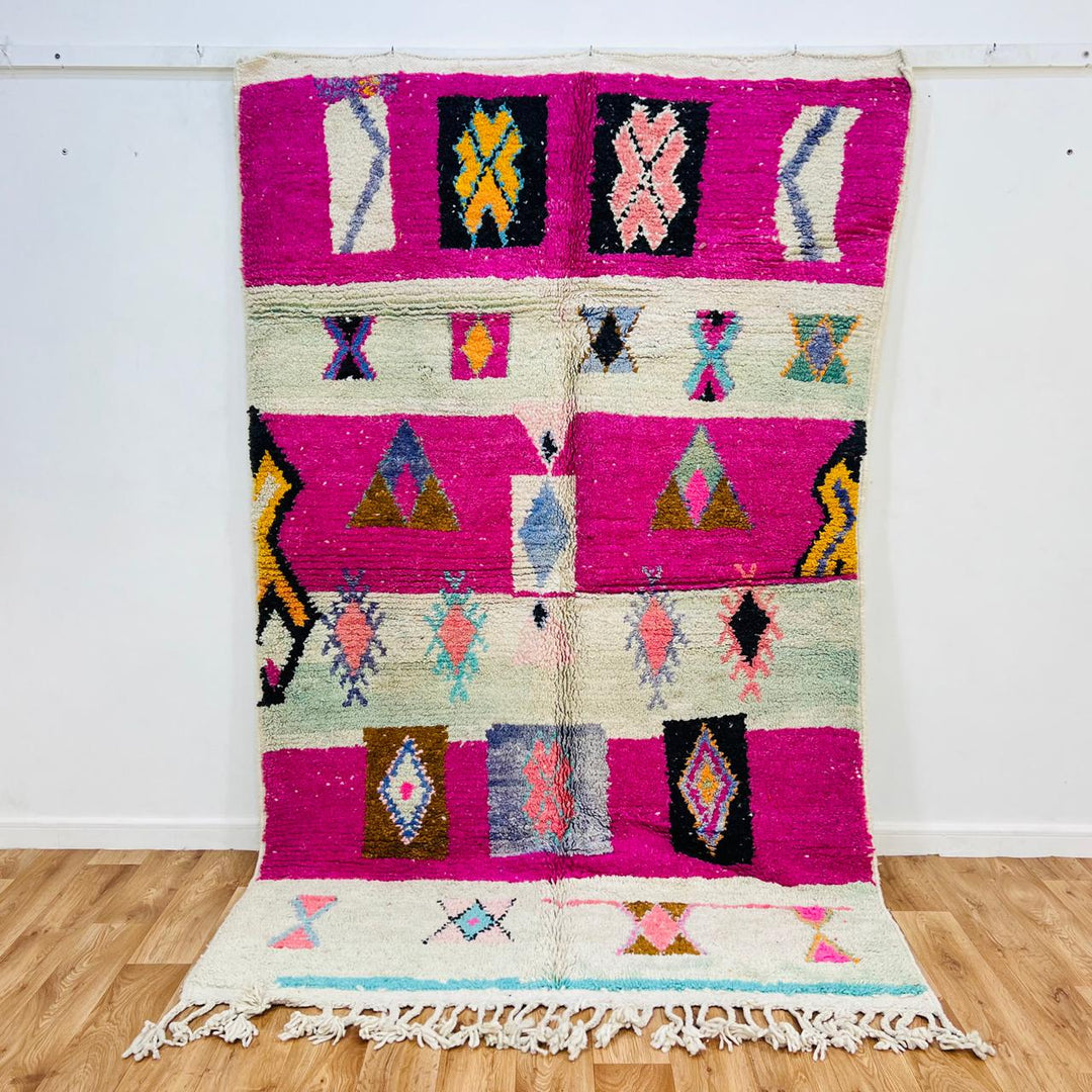 Vintage Moroccan wool rug 641 – handmade pink and cream geometric Berber design with colorful tribal motifs, 255 × 156 cm (8.36 × 5.11 ft).