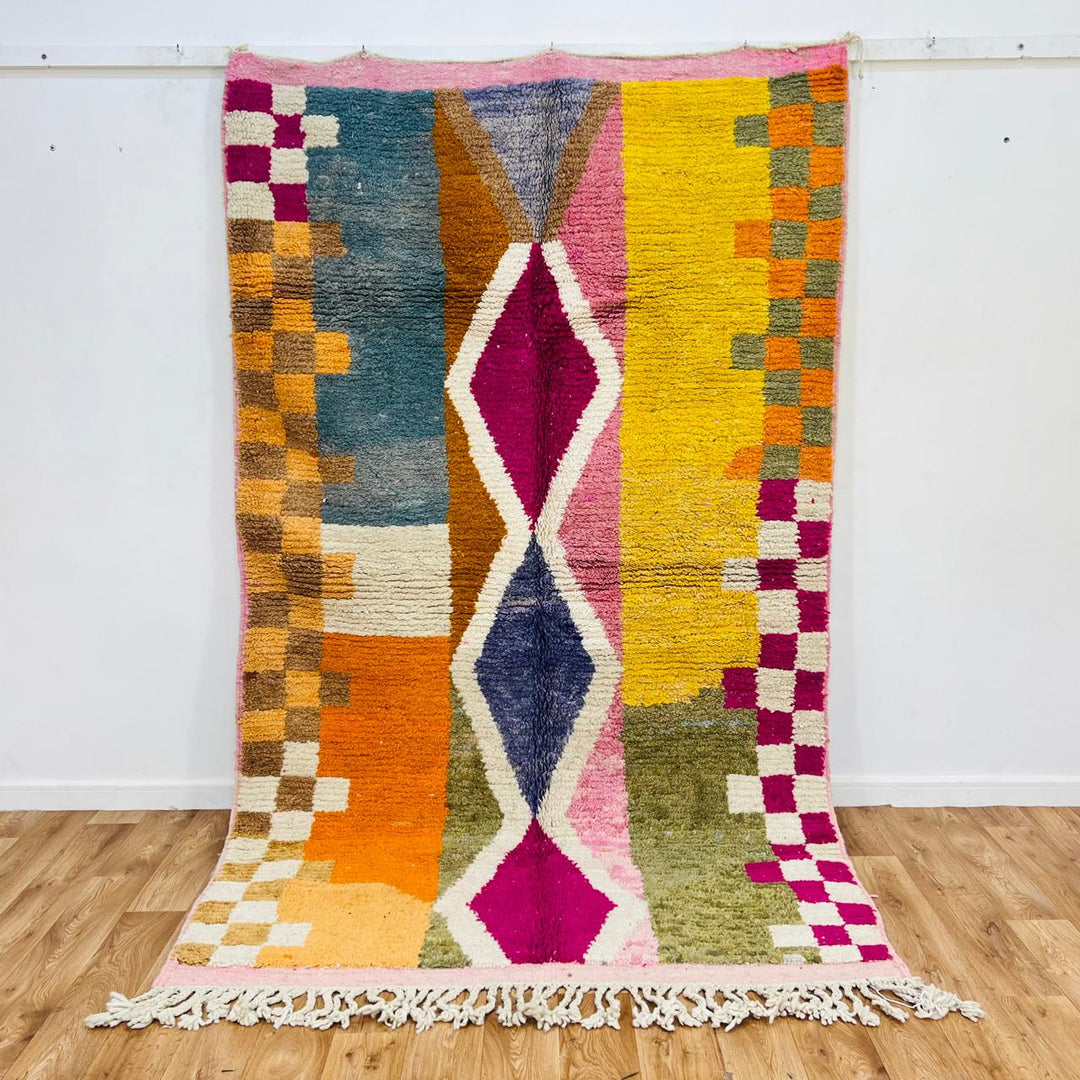 Vintage Moroccan wool rug 693 – handmade colorful geometric wool carpet in pink, yellow, green, and orange, 266 × 159 cm (8.72 × 5.21 ft).