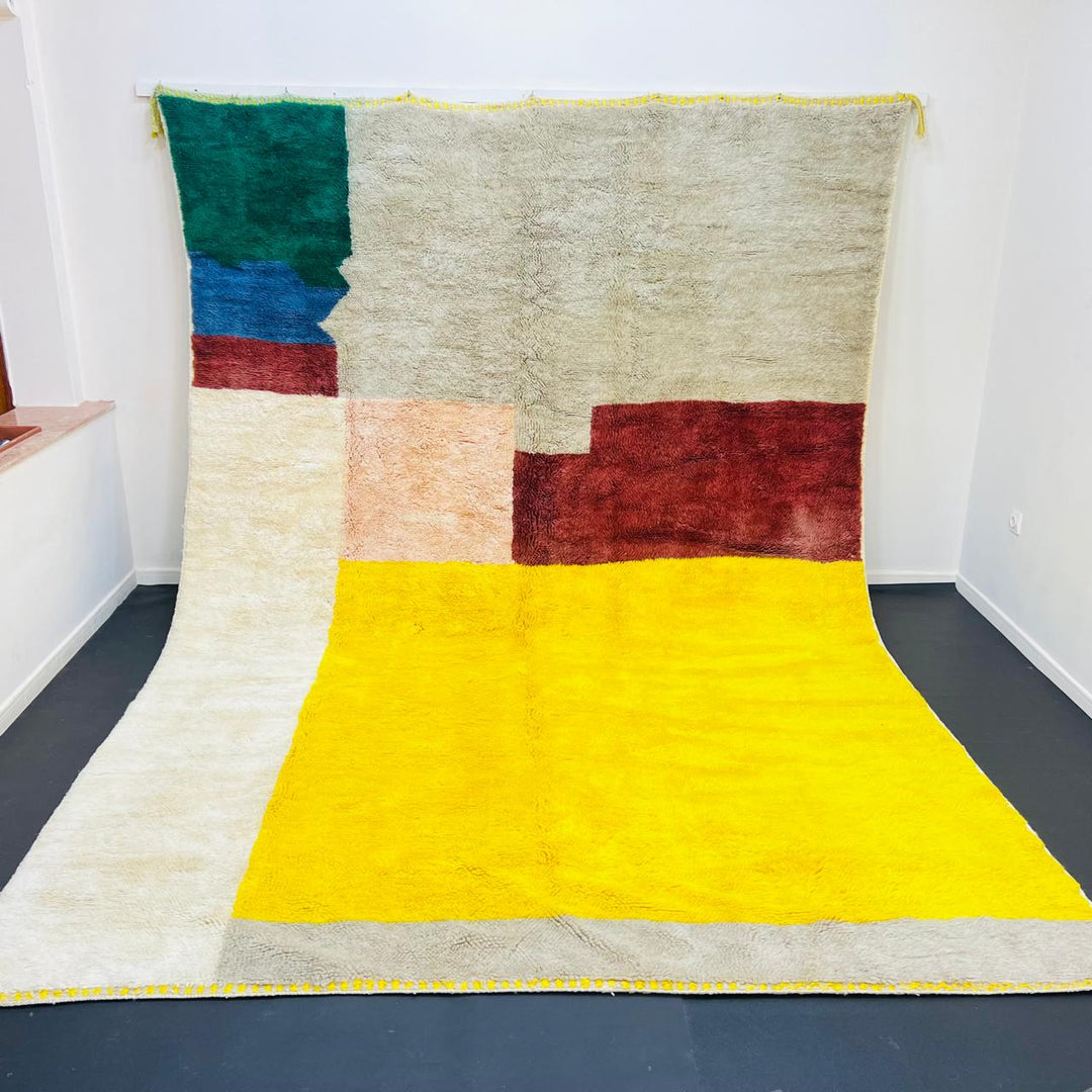 Large handmade Moroccan wool rug – Beni Ourain and Berber style