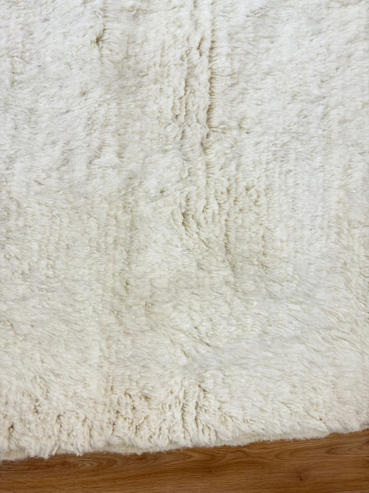 Cream Moroccan Rug – Hand Knotted Wool Beni Ourain Carpet