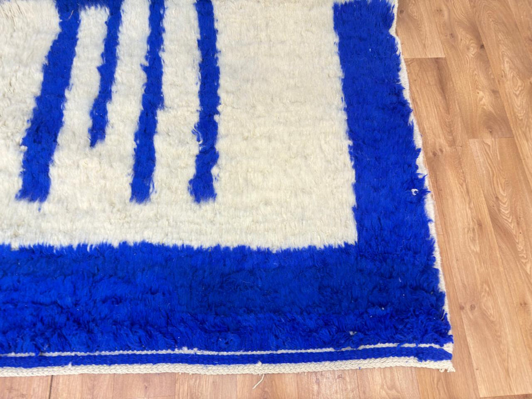 Blue and White Moroccan Wool Rug – Modern Geometric