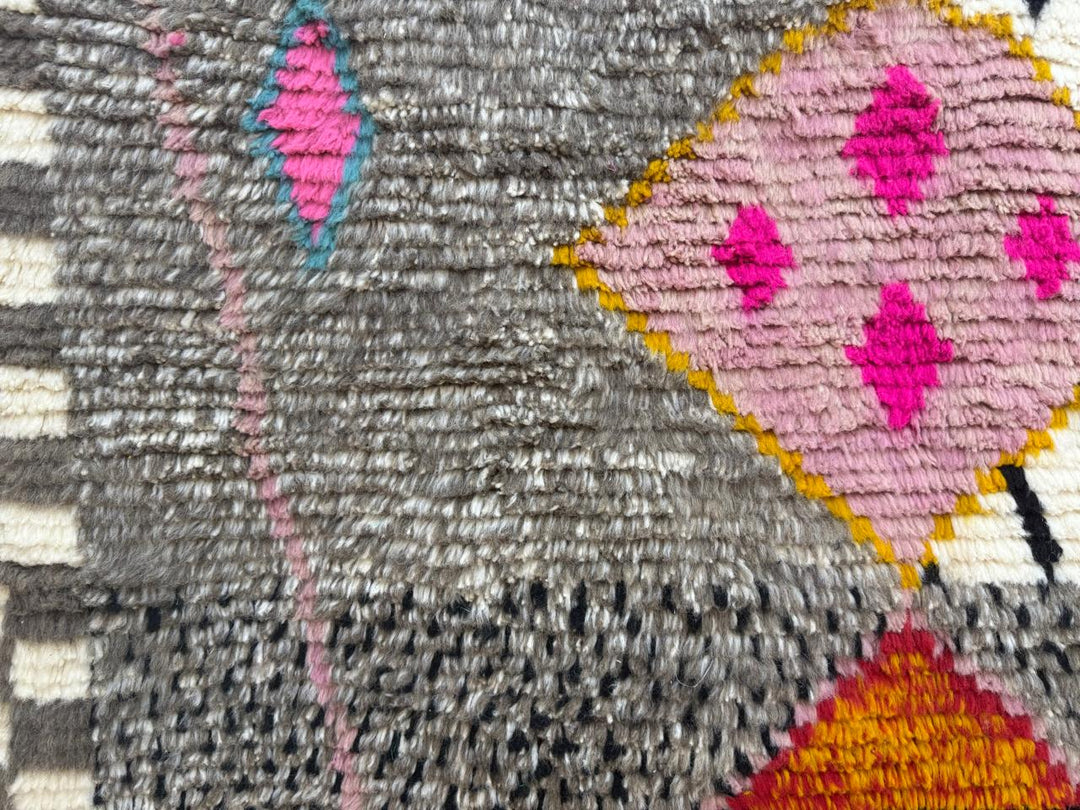 Colorful Moroccan Wool Rug – Geometric beni mrirt  rug Design