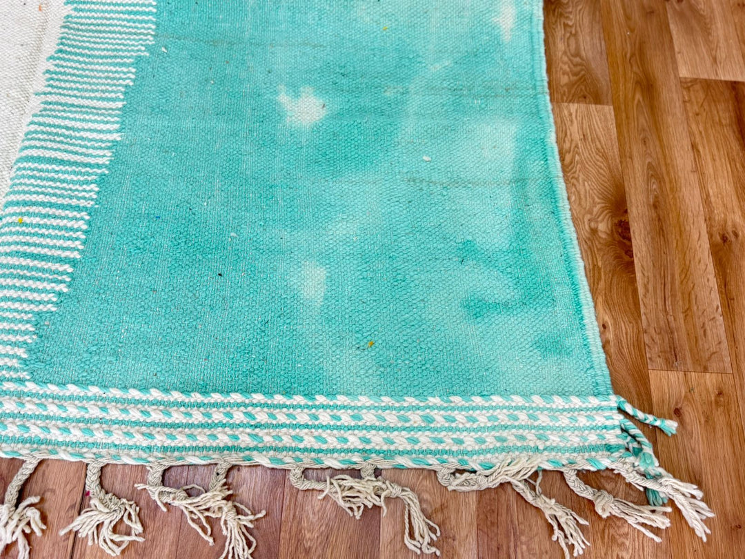 Flatweave Moroccan Rug – Abstract Turquoise & Pink Wool Carpet