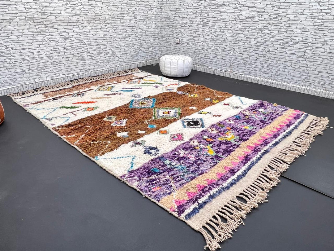 Modern Moroccan wool rug with earth tones and floating diamond pattern