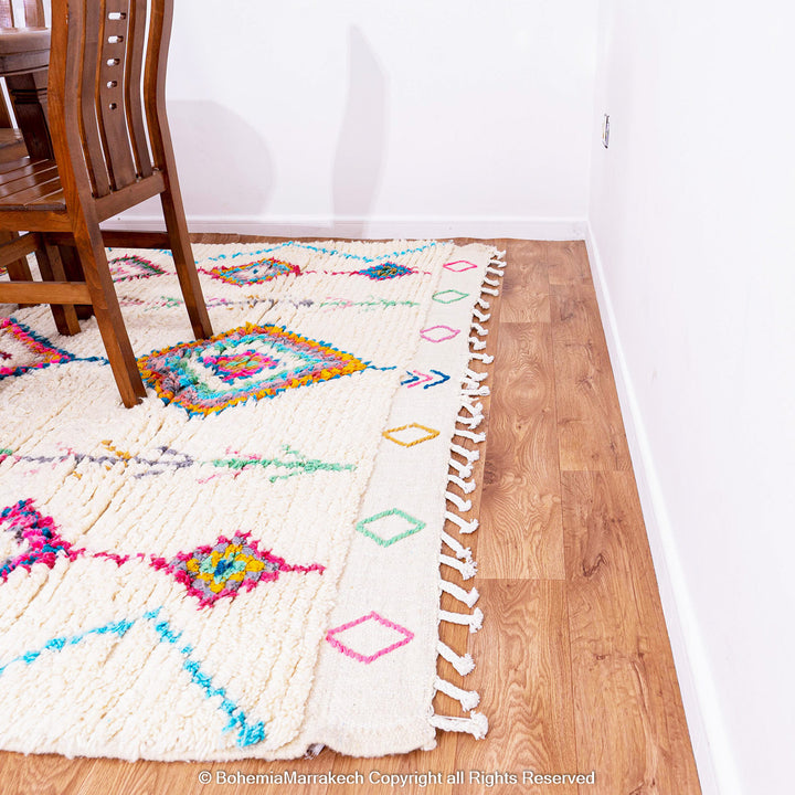 Colorful Boujaad Moroccan Rug with diamond motifs – handmade wool rug