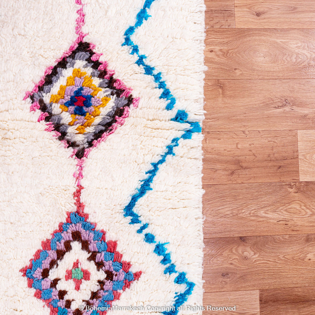 Colorful Boujaad Moroccan Rug with diamond motifs – handmade wool rug