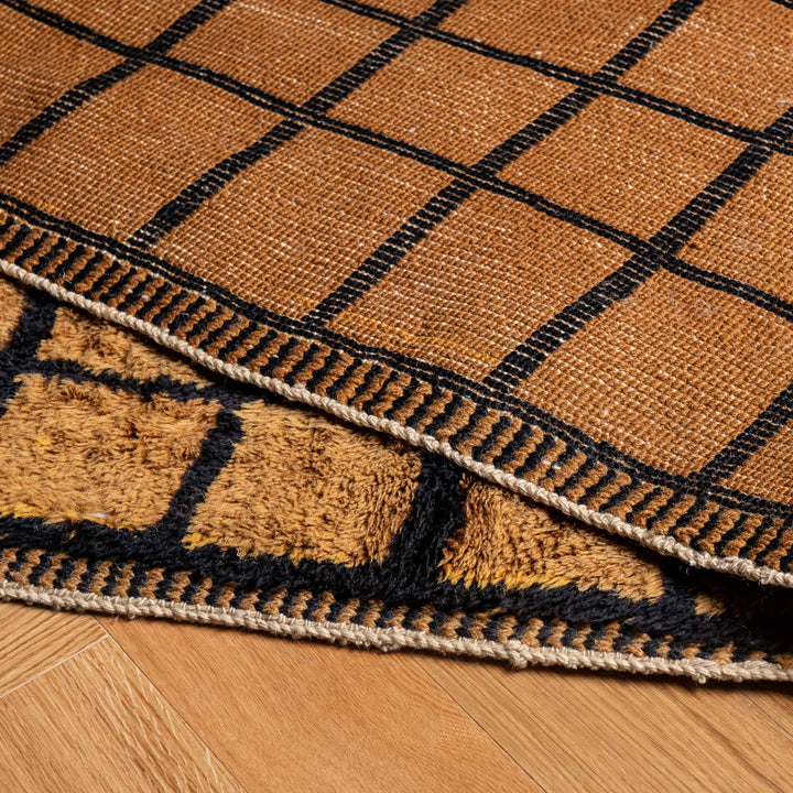 Amber Grid Pattern Moroccan Wool Rug – Handmade & Modern