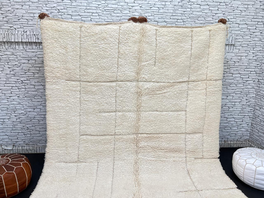 Beige Minimalist Moroccan Wool Rug – Handmade Beni Mrirt Carpet