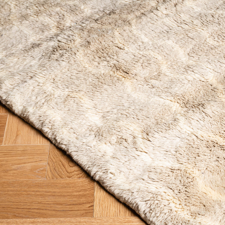 Beige Moroccan Wool Rug with Wavy Shaved Pattern