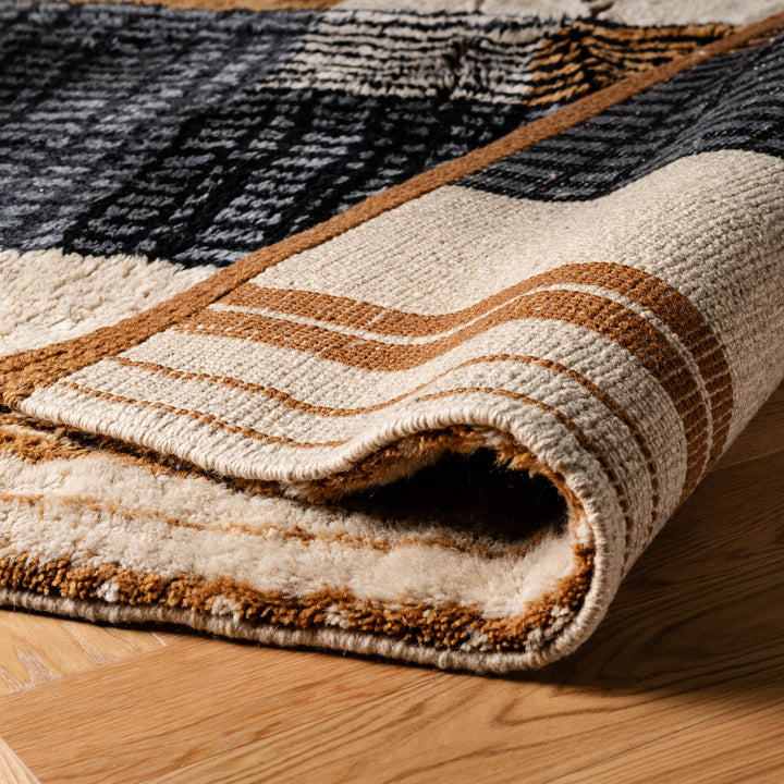 Beni Mrirt Wool Rug – Modern Grid & Stripe Design