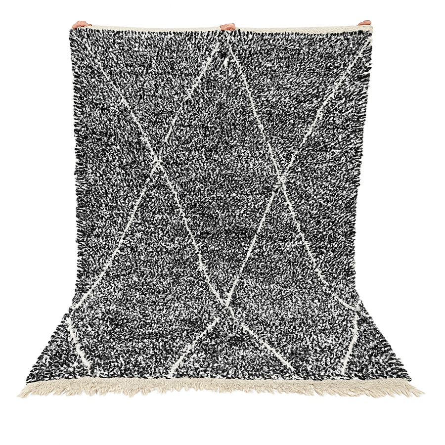 Handmade black Moroccan wool rug with cream diamond pattern – Beni Ourain style