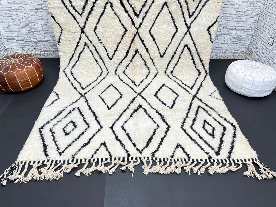 Black and white Beni Ourain Moroccan wool rug with geometric diamond design
