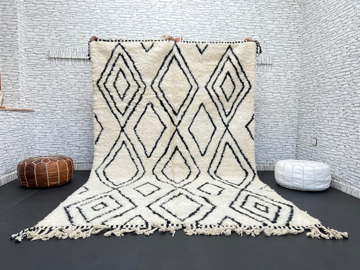 Black and white Beni Ourain Moroccan wool rug with geometric diamond design