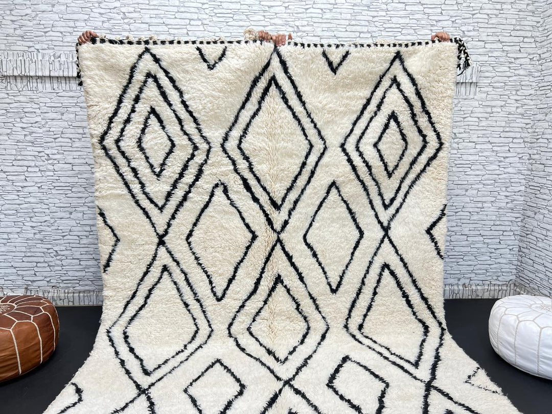Black and white Beni Ourain Moroccan wool rug with geometric diamond design