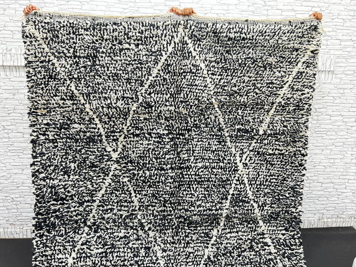 Handmade black Moroccan wool rug with cream diamond pattern – Beni Ourain style