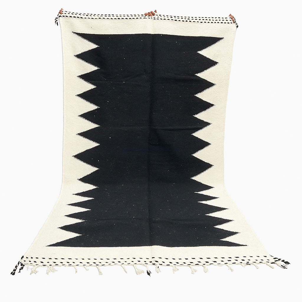 Handwoven Moroccan flatweave rug in black and white – geometric zigzag wool Berber carpet handmade in Morocco