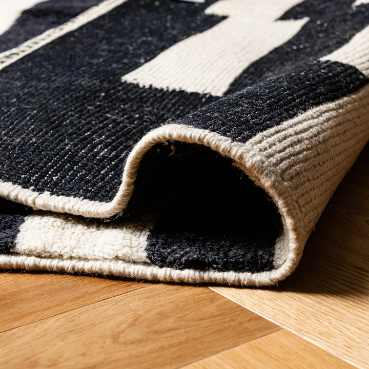 Black and White Striped Moroccan Wool Rug – Geometric Pattern