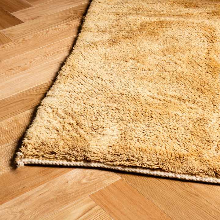 Bold Geometric Beni Mrirt Rug in Honey and Ivory Wool Tones