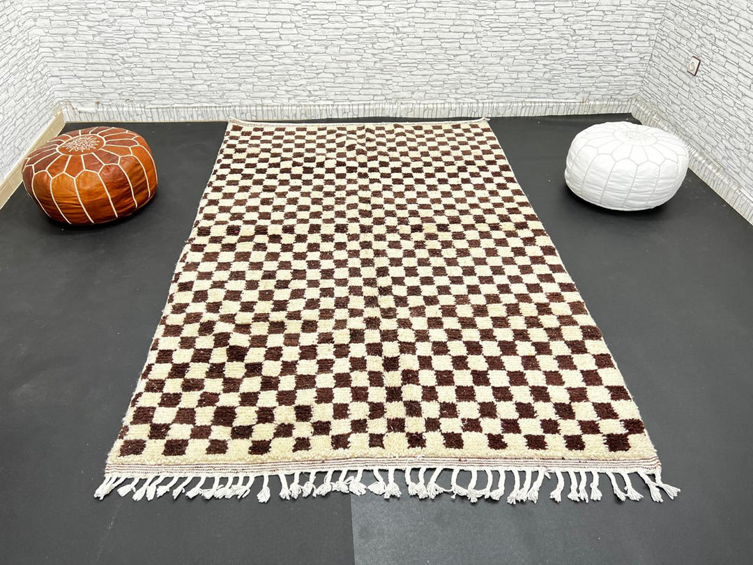 Brown and white checkered Moroccan wool rug, handmade flatweave design with geometric pattern