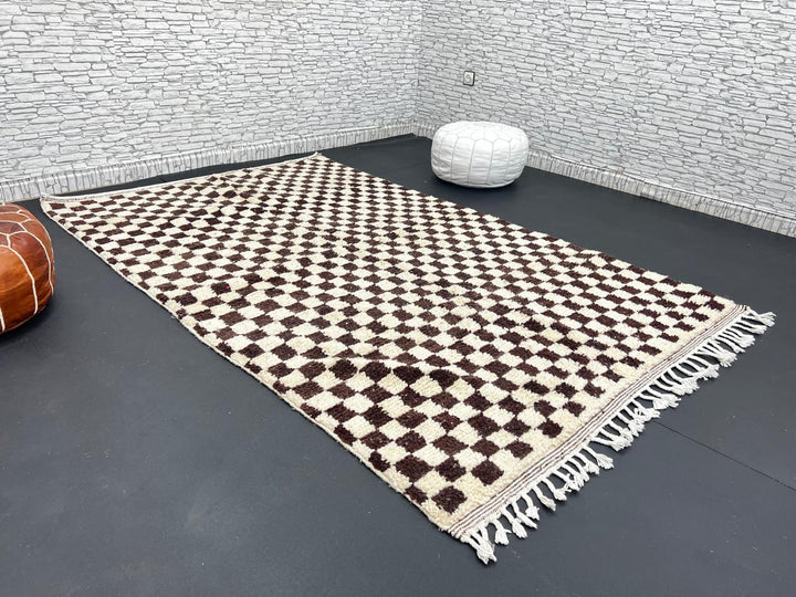 Brown and white checkered Moroccan wool rug, handmade flatweave design with geometric pattern