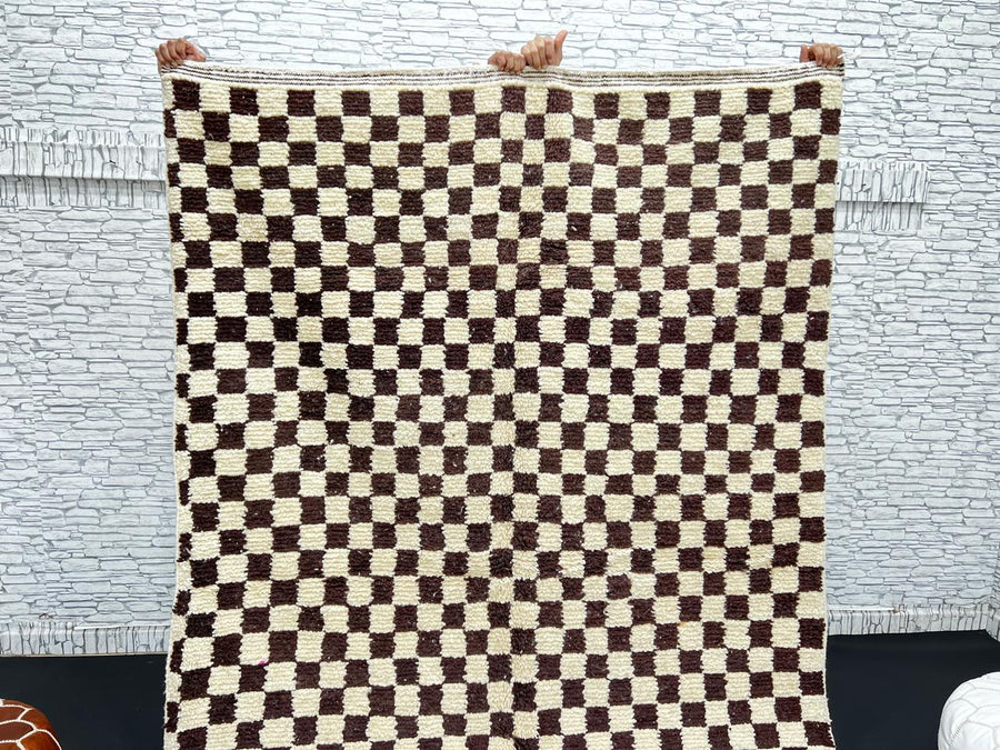 Brown and white checkered Moroccan wool rug, handmade flatweave design with geometric pattern