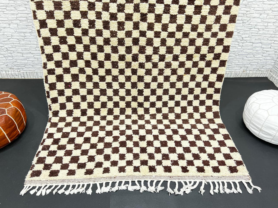 Brown and white checkered Moroccan wool rug, handmade flatweave design with geometric pattern