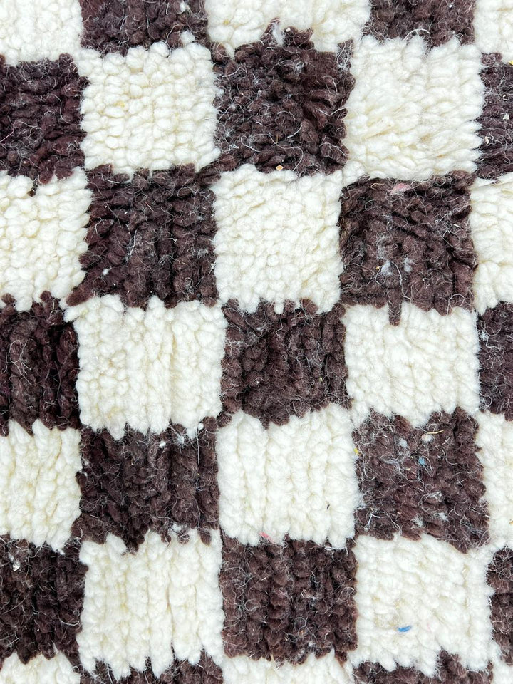 Brown and white checkered Moroccan wool rug, handmade flatweave design with geometric pattern