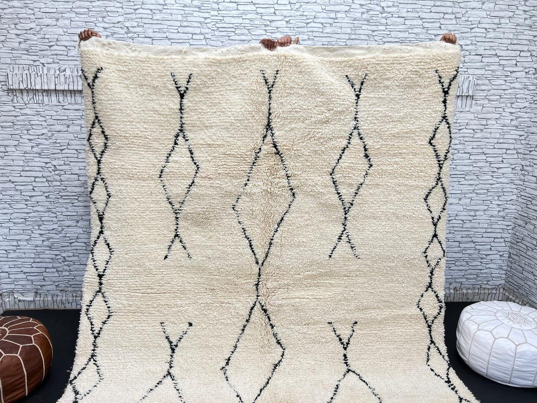 Cream Beni Ourain Moroccan wool rug with black diamond pattern