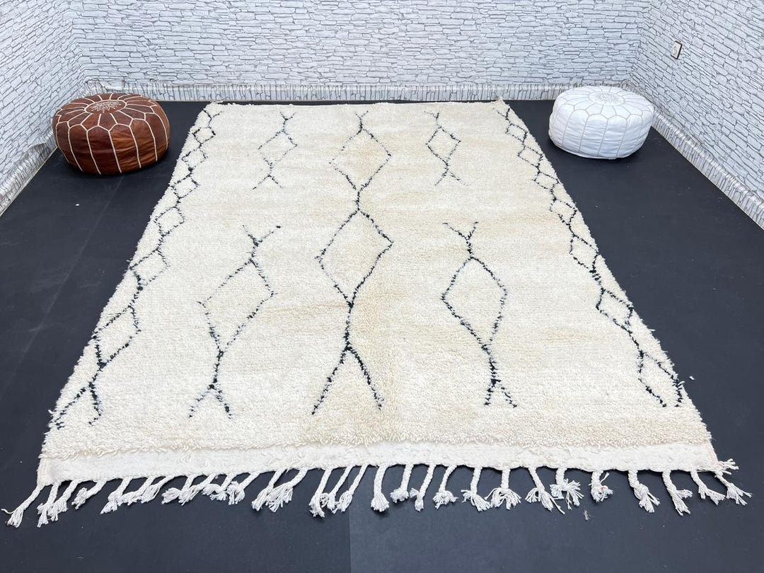 Cream Beni Ourain Moroccan wool rug with black diamond pattern