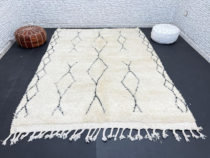 Cream Beni Ourain Moroccan wool rug with black diamond pattern