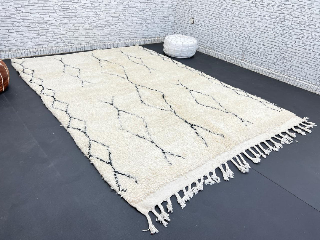 Cream Beni Ourain Moroccan wool rug with black diamond pattern