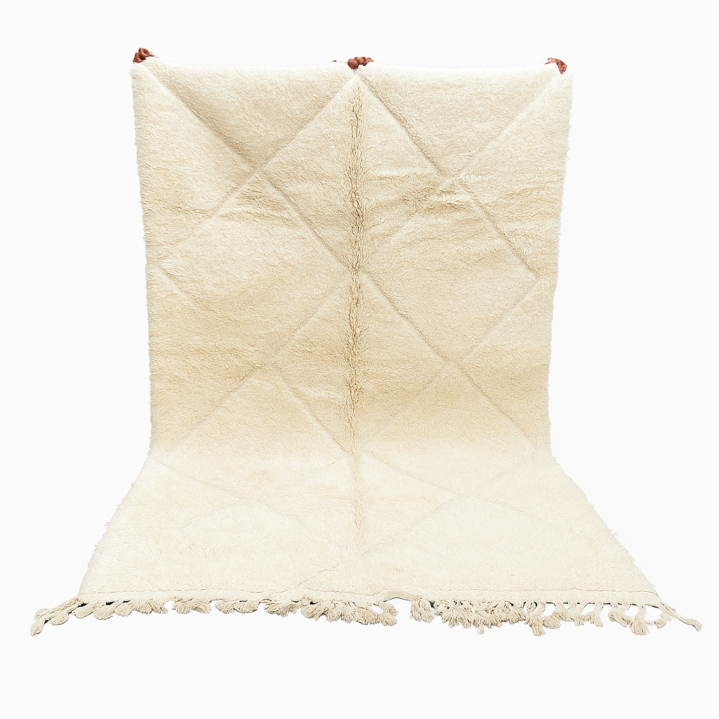 Handwoven Beni Ourain Moroccan rug in cream white wool with soft diamond pattern – plush Berber carpet