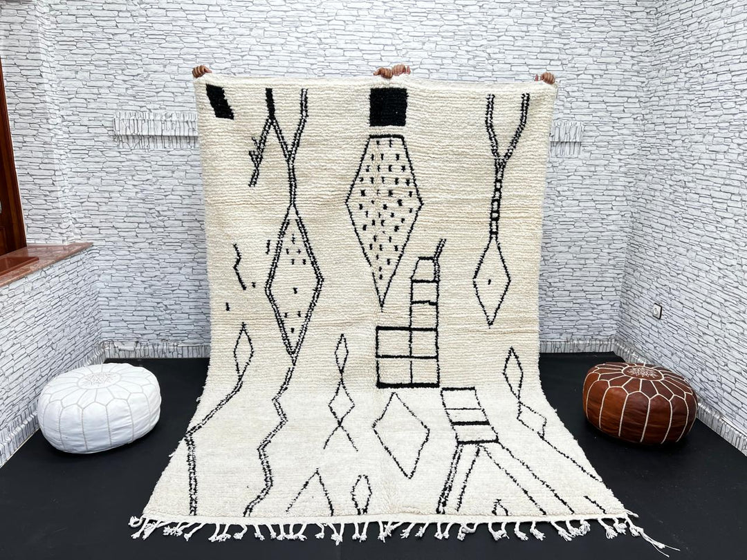 Handwoven cream and black Moroccan wool rug with geometric Beni Ourain design – handmade Berber carpet from Morocco