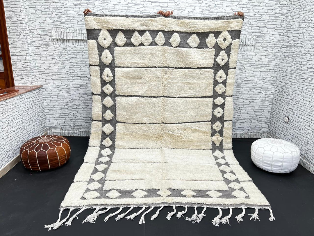Cream and Gray Moroccan Wool Rug – Handmade Berber Geometric Carpet