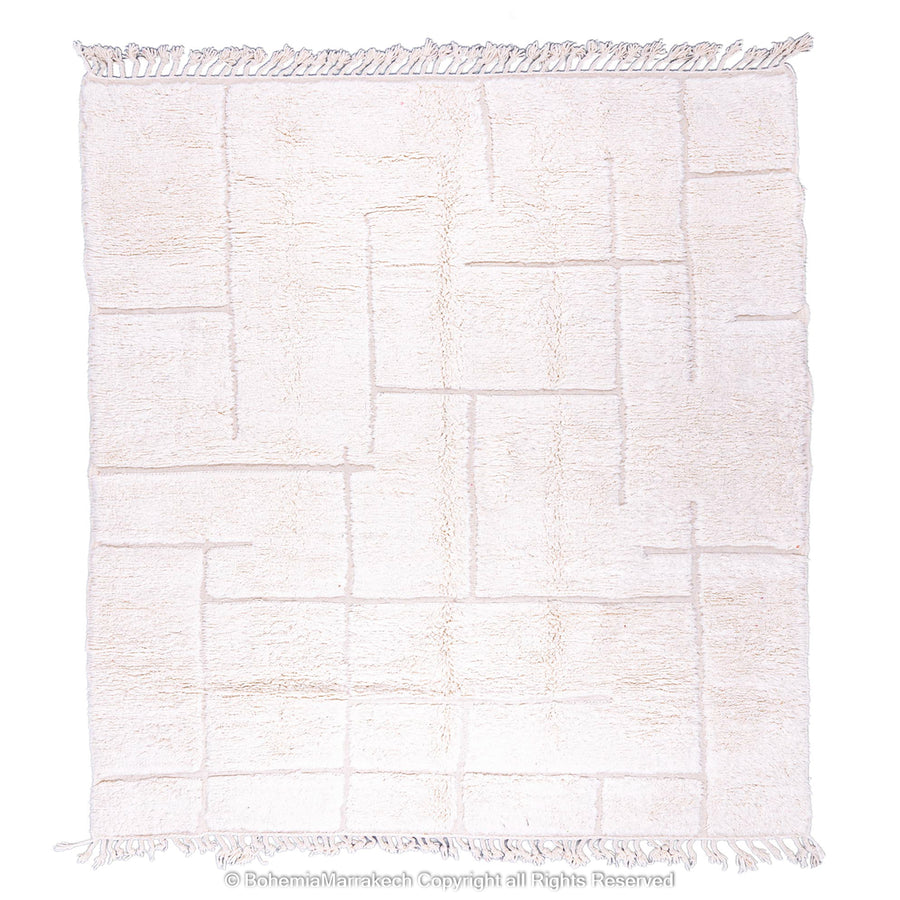 White Grid Moroccan Berber Rug - Modern Beni Ourain Wool with Geometric Pattern. Ideal for Contemporary and Scandinavian Decor.