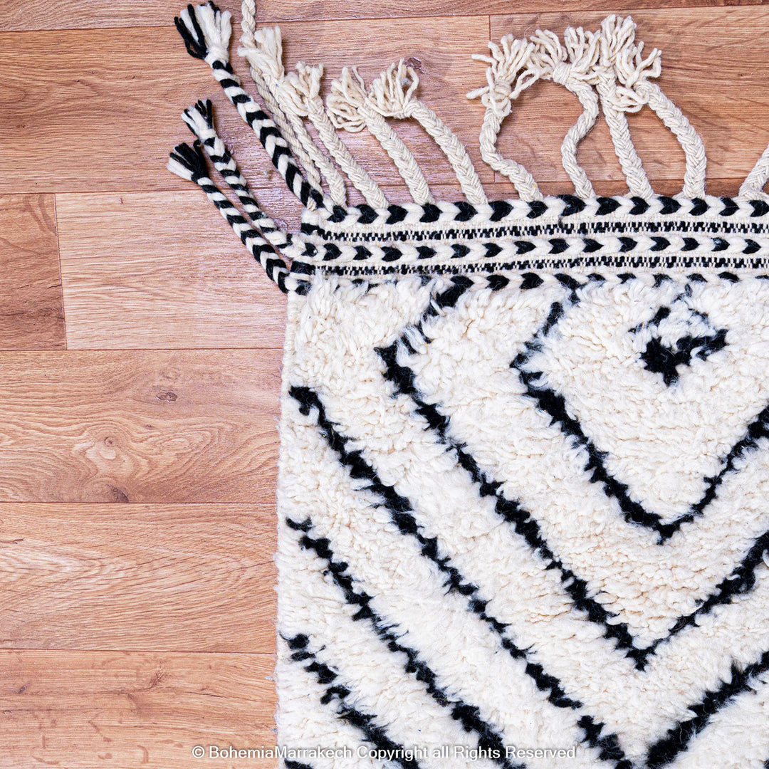 Black and white Beni Ourain Moroccan wool rug with bold geometric diamond design – handmade runner rug