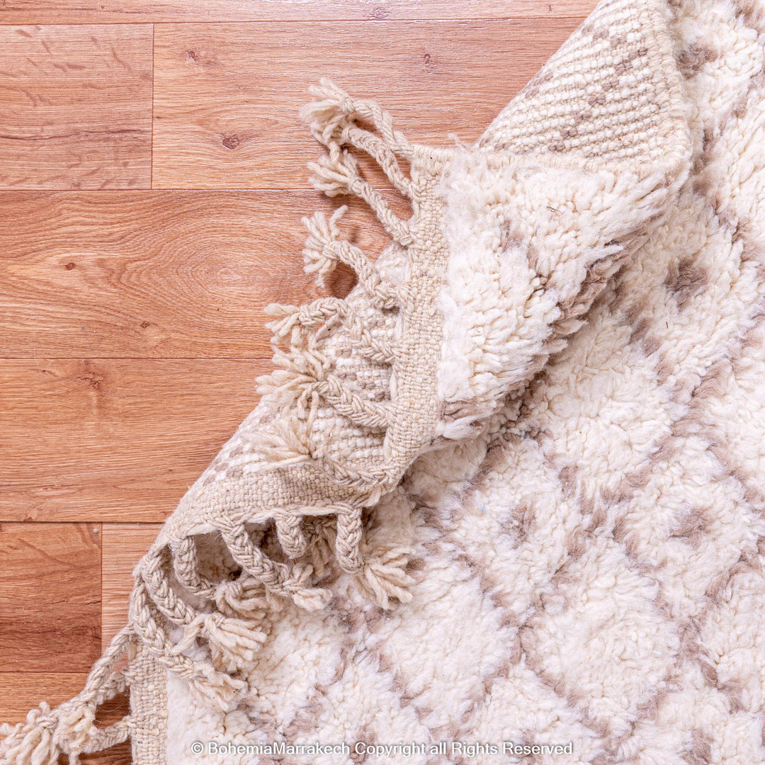 White Moroccan Beni Ourain Rug with Subtle Berber Geometric Pattern