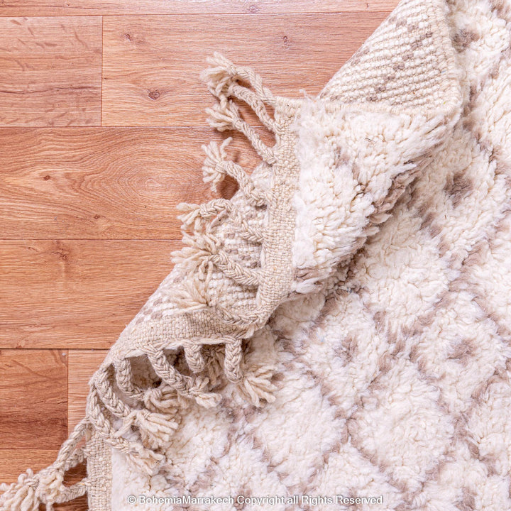 White Moroccan Beni Ourain Rug with Subtle Berber Geometric Pattern